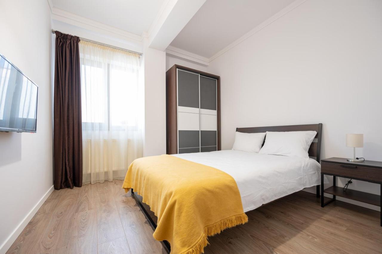 Tei Apartments Орадя Екстер'єр фото